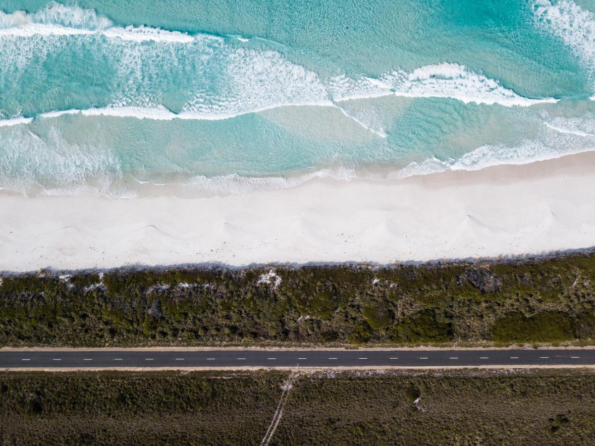 Hotel The Surfside Beaumaris Scamander Exterior foto